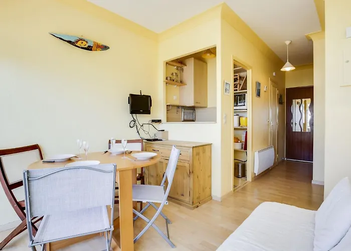 La Houle-2 By Interhome