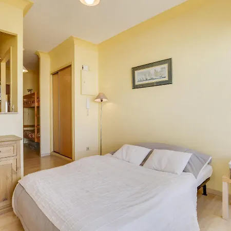 Lägenhet La Houle-2 By Interhome *